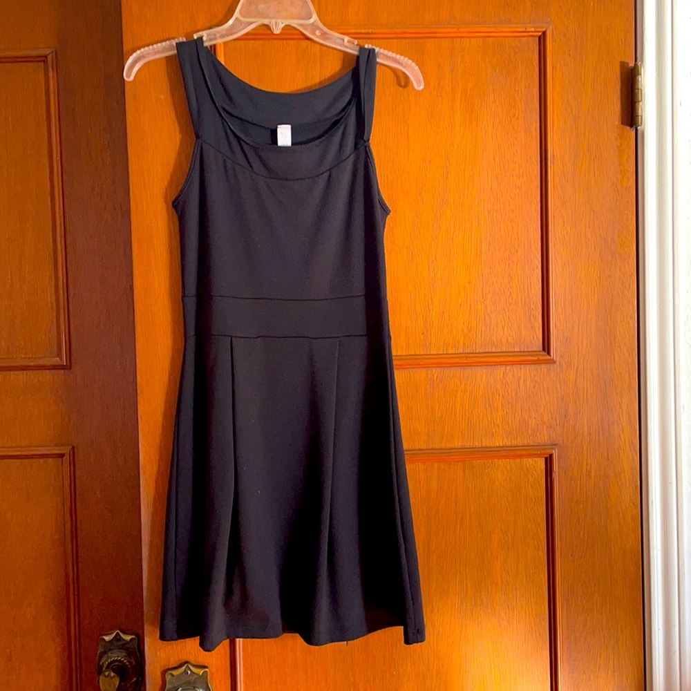 Cute cotton black dress